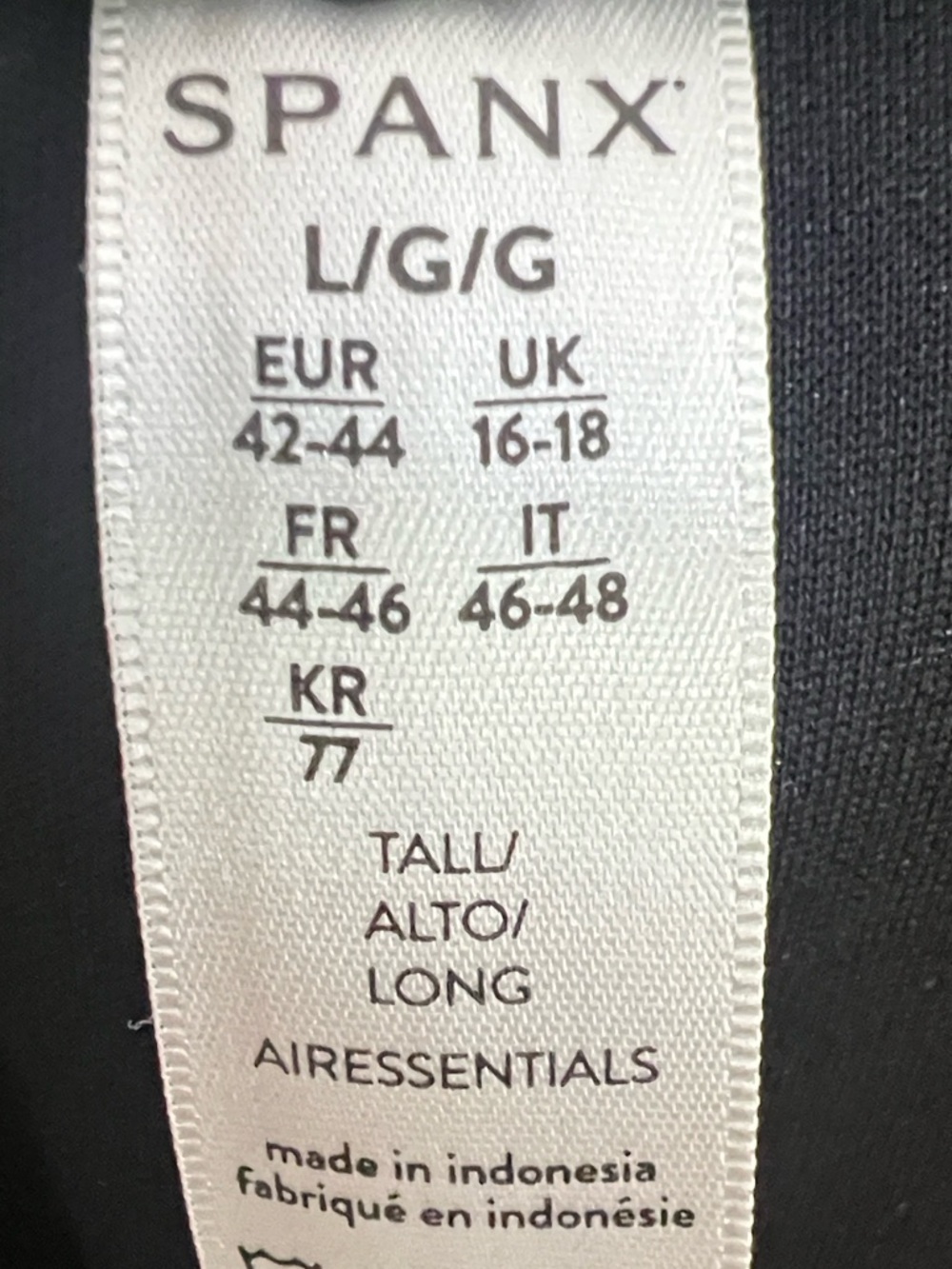 SPANX Black AirEssentials wide leg pant - Picture 2 of 5